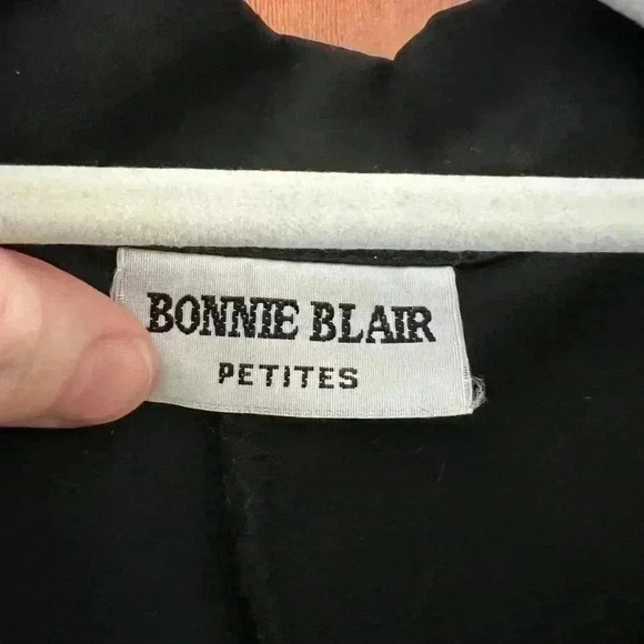 VINTAGE 80’s Bonnie Blair Floral Blouse black/white shoulder pads size S - Picture 6 of 7